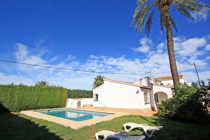 Image No.4-9 Bed Villa for sale