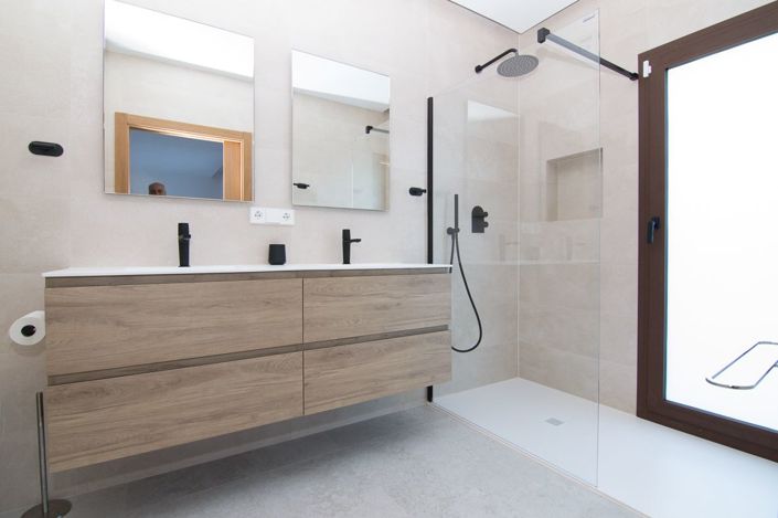 Image No.29-4 Bed Villa for sale