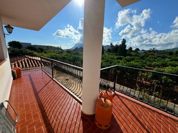 Image No.17-2 Bed Villa for sale