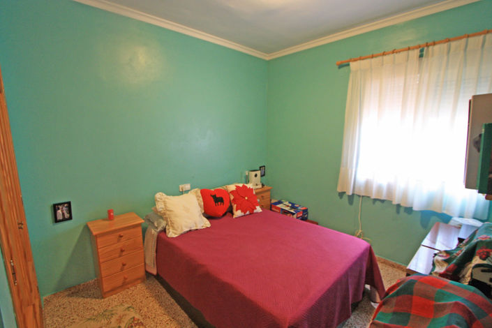 Image No.12-4 Bed Villa for sale