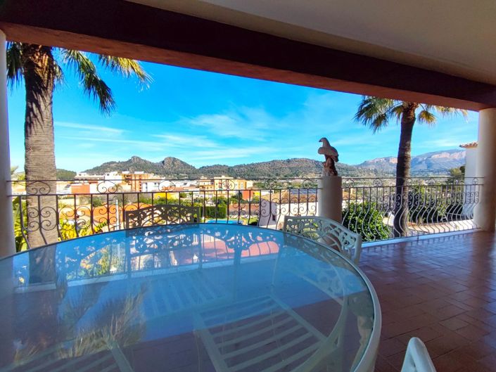 Image No.2-6 Bed Villa for sale