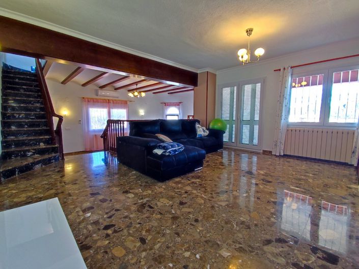 Image No.22-6 Bed Villa for sale