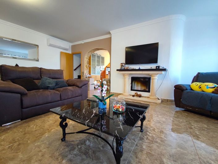 Image No.4-6 Bed Villa for sale