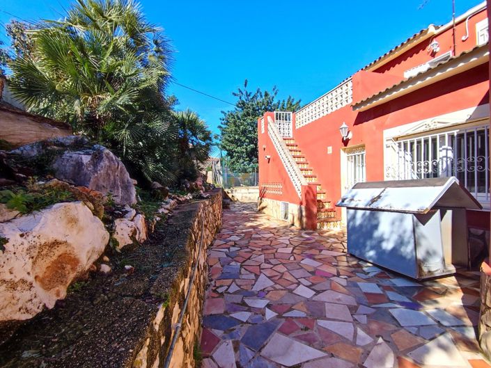 Image No.40-6 Bed Villa for sale