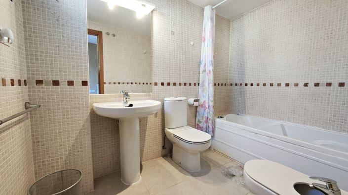 Image No.13-3 Bed Apartment for sale