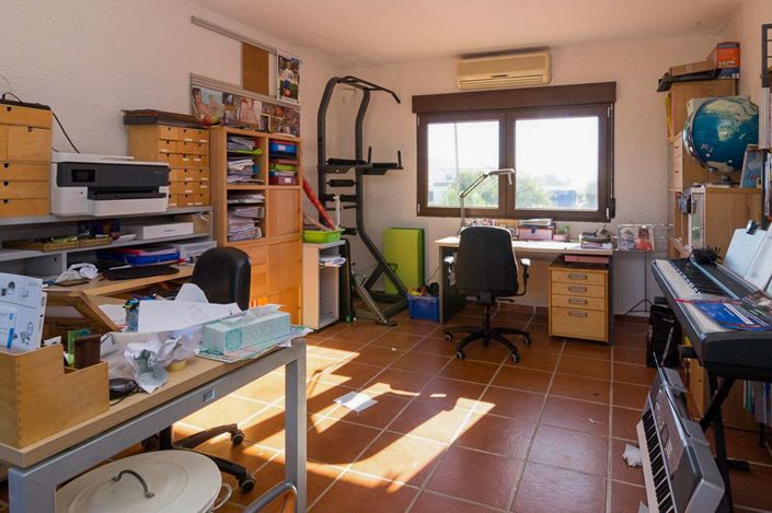 Image No.25-4 Bed Villa for sale