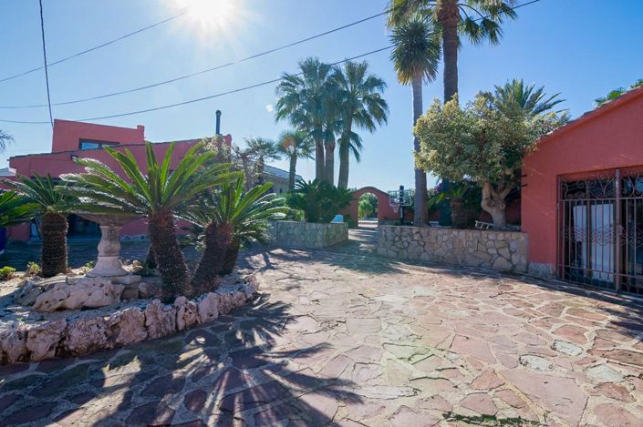 Image No.32-4 Bed Villa for sale