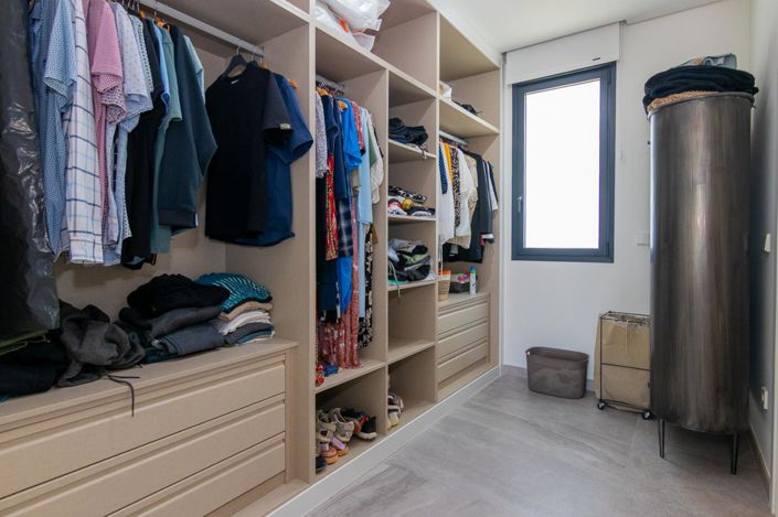 Image No.26-3 Bed Villa for sale