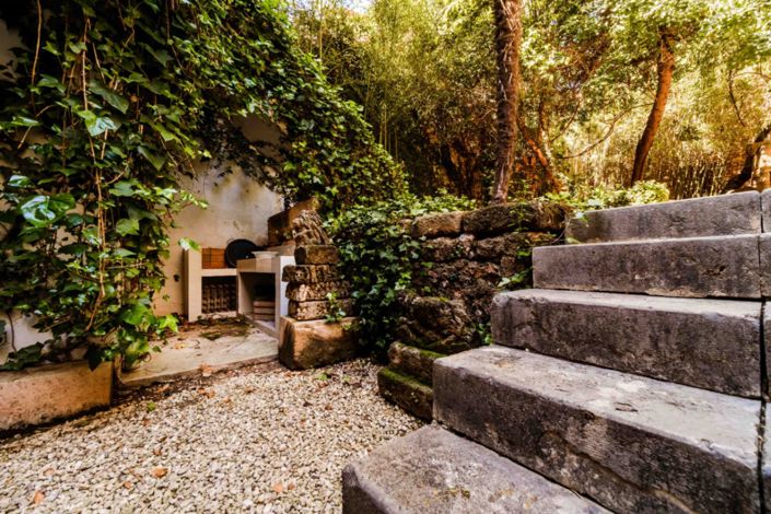 Image No.27-4 Bed Townhouse for sale