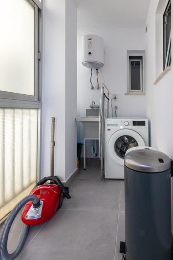 Image No.27-4 Bed Apartment for sale