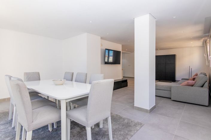 Image No.8-4 Bed Apartment for sale