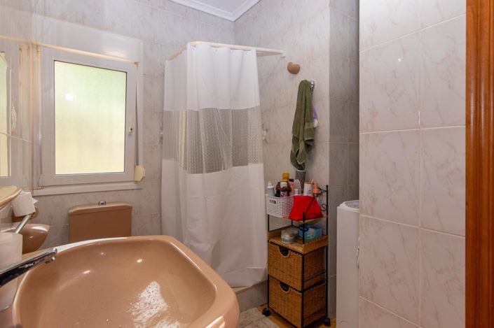 Image No.17-4 Bed Villa for sale