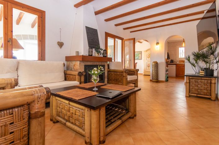 Image No.3-4 Bed Villa for sale