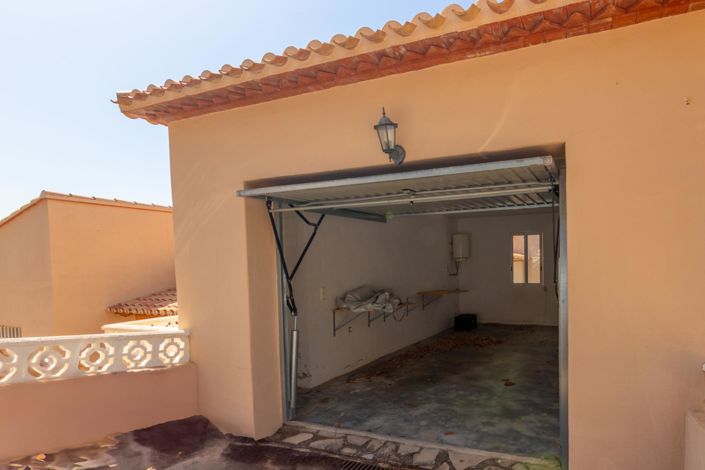 Image No.43-5 Bed Villa for sale