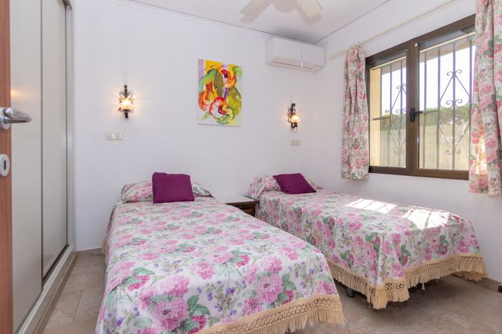 Image No.17-2 Bed Villa for sale