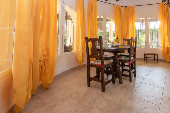 Image No.8-2 Bed Villa for sale