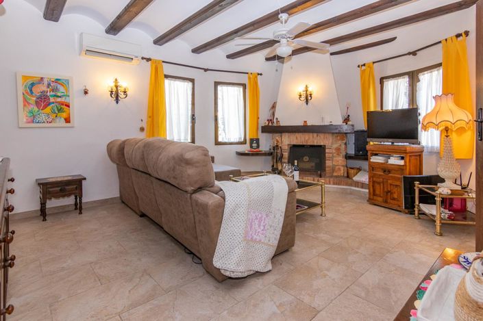 Image No.10-2 Bed Villa for sale