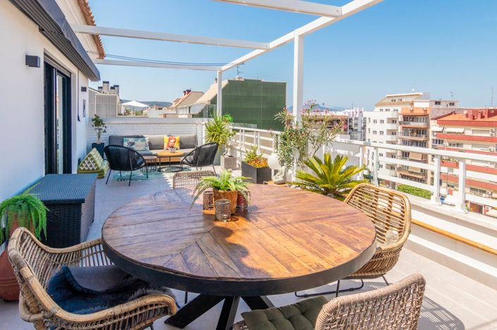 Image No.25-2 Bed Penthouse for sale