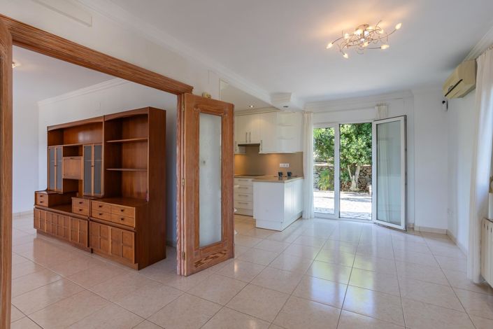 Image No.15-4 Bed Villa for sale