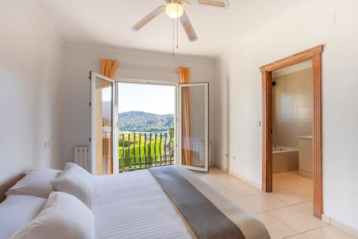 Image No.16-4 Bed Villa for sale