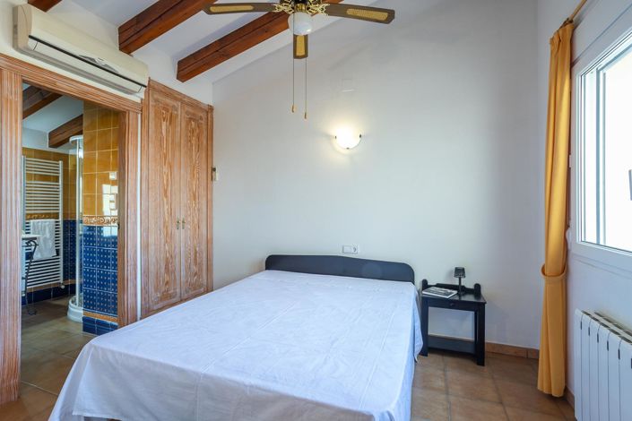 Image No.31-4 Bed Villa for sale