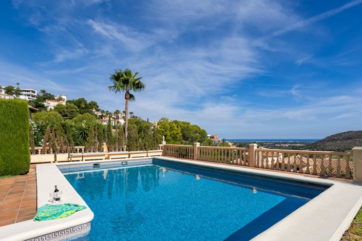 Image No.42-4 Bed Villa for sale