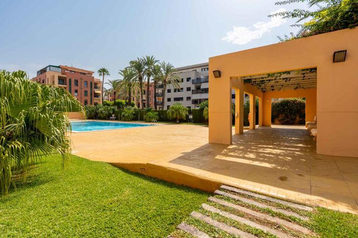 Image No.28-3 Bed Apartment for sale