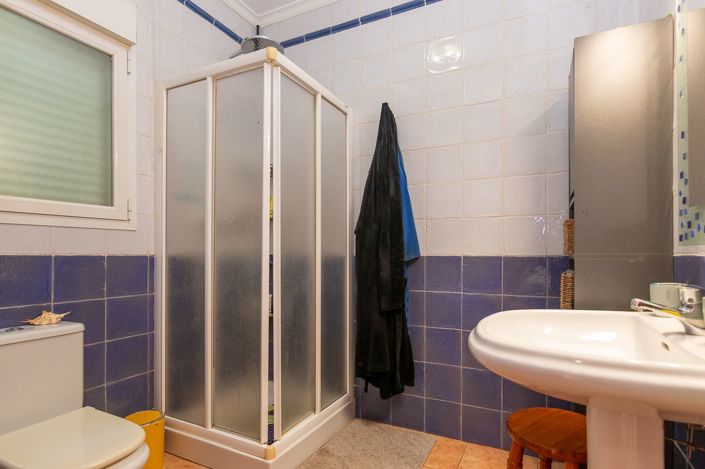 Image No.17-4 Bed Villa for sale