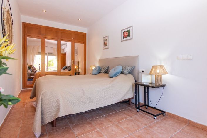 Image No.19-4 Bed Villa for sale