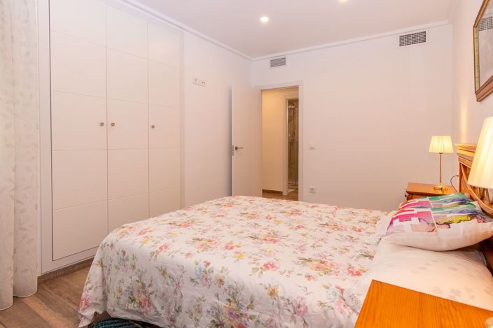 Image No.16-3 Bed Apartment for sale