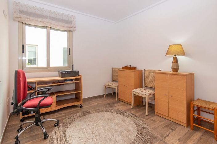 Image No.19-3 Bed Apartment for sale