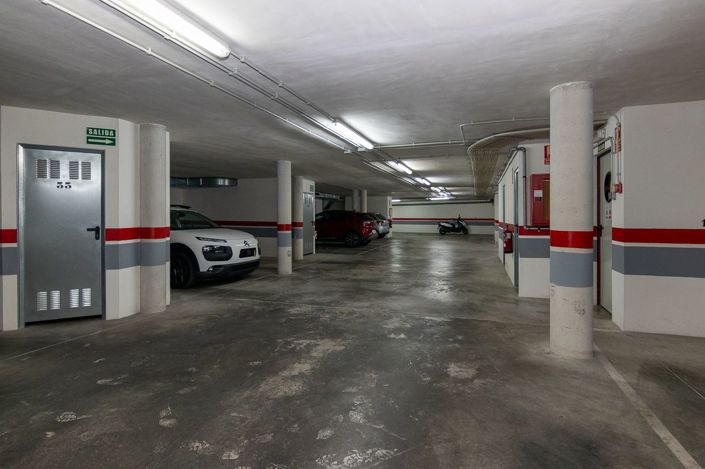 Image No.27-3 Bed Apartment for sale