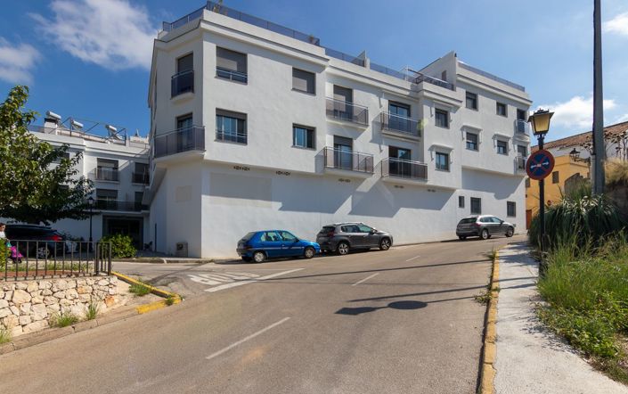 Image No.30-3 Bed Apartment for sale