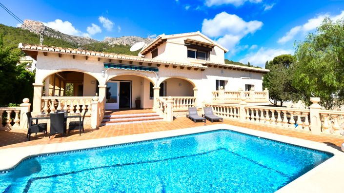 Image No.1-3 Bed Villa for sale
