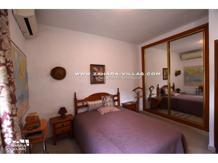 Image No.9-2 Bed Villa for sale