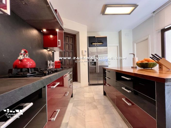 Image No.20-5 Bed Villa for sale