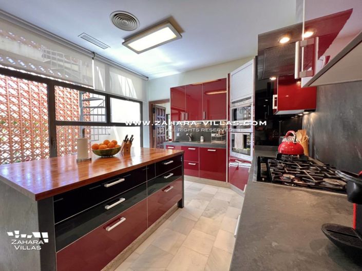 Image No.22-5 Bed Villa for sale