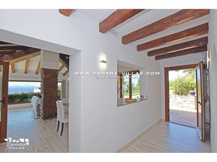 Image No.13-4 Bed Villa for sale