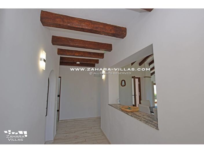 Image No.9-4 Bed Villa for sale