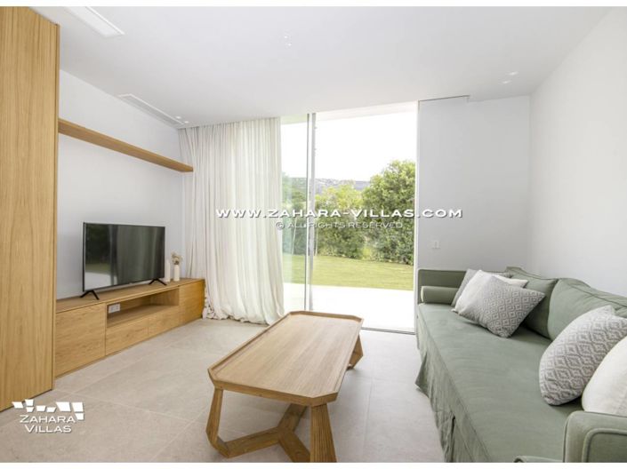 Image No.25-6 Bed Villa for sale