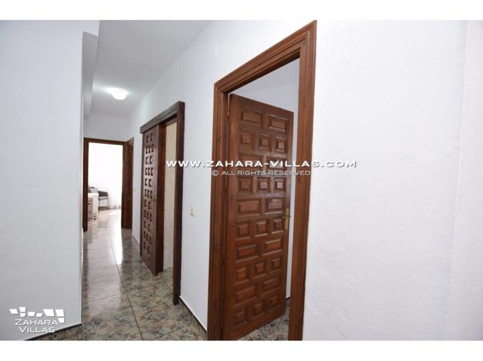 Image No.25-3 Bed Villa for sale