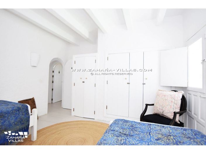 Image No.21-4 Bed Villa for sale