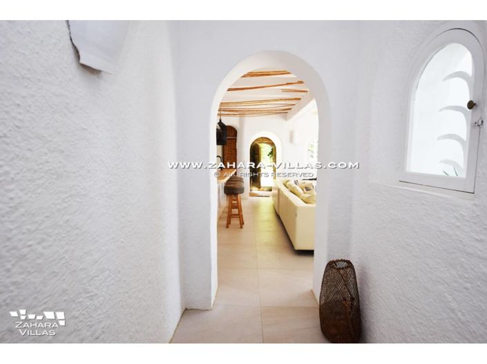 Image No.26-4 Bed Villa for sale