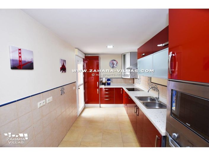 Image No.10-3 Bed Villa for sale