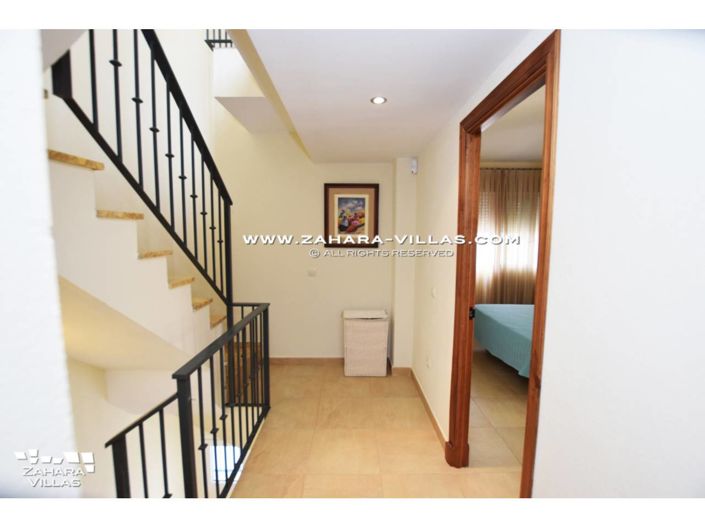 Image No.15-3 Bed Villa for sale