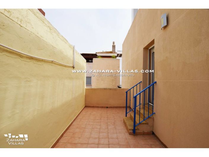 Image No.20-3 Bed Villa for sale