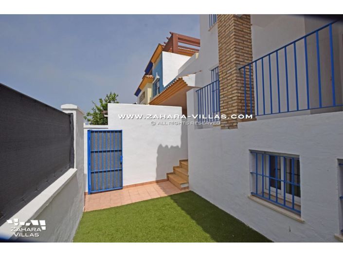 Image No.3-3 Bed Villa for sale