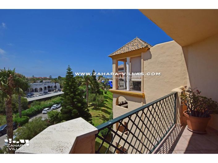 Image No.5-3 Bed Villa for sale