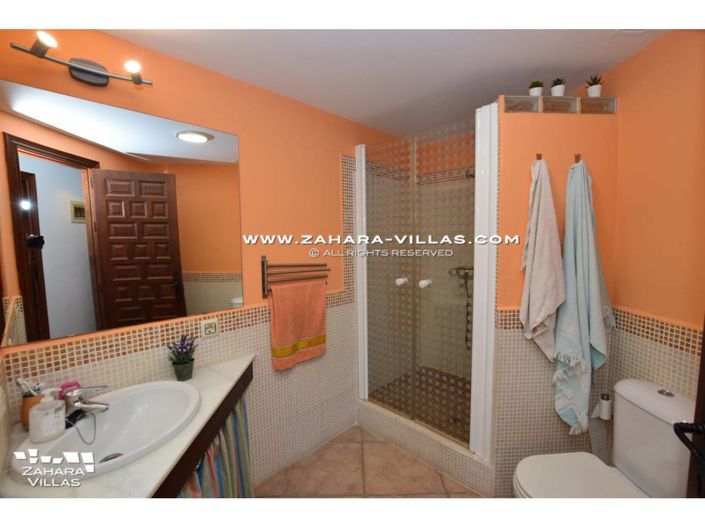 Image No.18-3 Bed Villa for sale