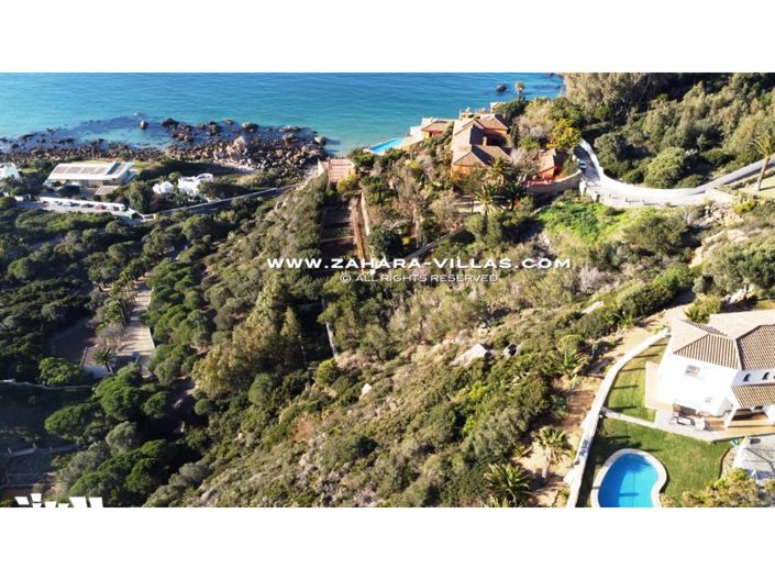 Image No.15-Villa for sale